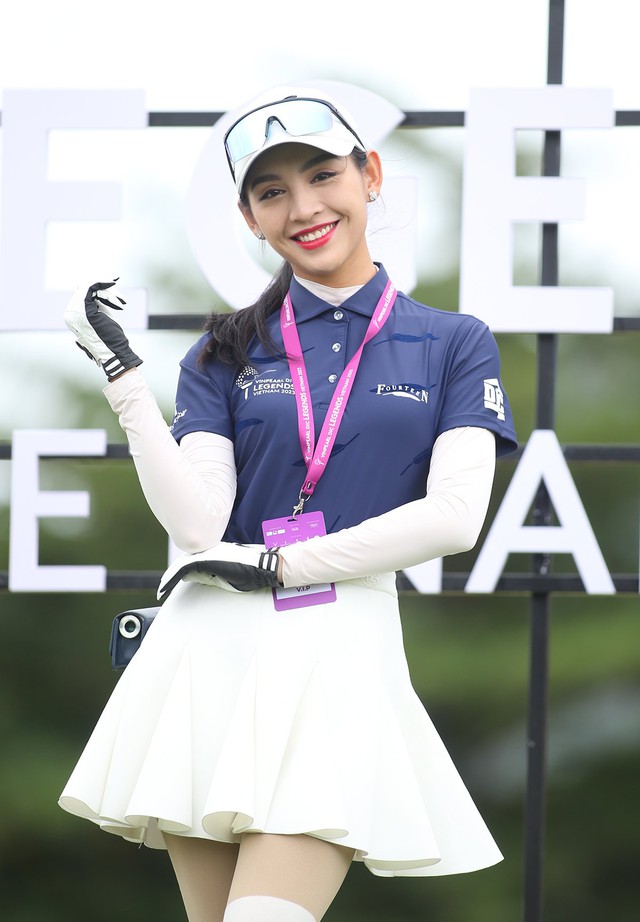 Hoa hậu Ngọc Hân, Á hậu Huyền My cùng dàn người đẹp khoe sắc ở giải golf huyền thoại   - Ảnh 8.