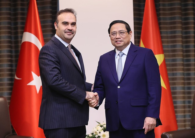 Thủ tướng Phạm Minh Chính tiếp các Bộ trưởng Kinh tế của Thổ Nhĩ Kỳ - Ảnh 2.