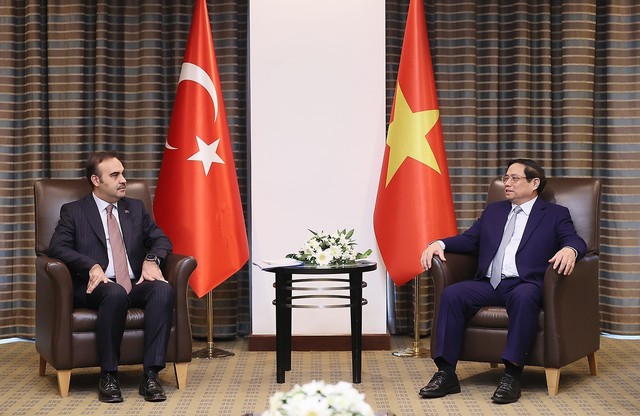Thủ tướng Phạm Minh Chính tiếp các Bộ trưởng Kinh tế của Thổ Nhĩ Kỳ - Ảnh 4.