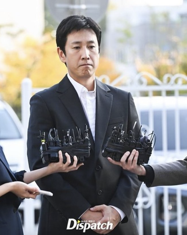 Báo Hàn cáo buộc cố diễn viên Lee Sun Kyun là vật hiến tế cho cảnh sát và truyền thông - Ảnh 2.