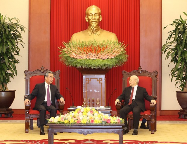 Tổng Bí thư Nguyễn Phú Trọng tiếp Bộ trưởng Bộ Ngoại giao Trung Quốc Vương Nghị - Ảnh 2.