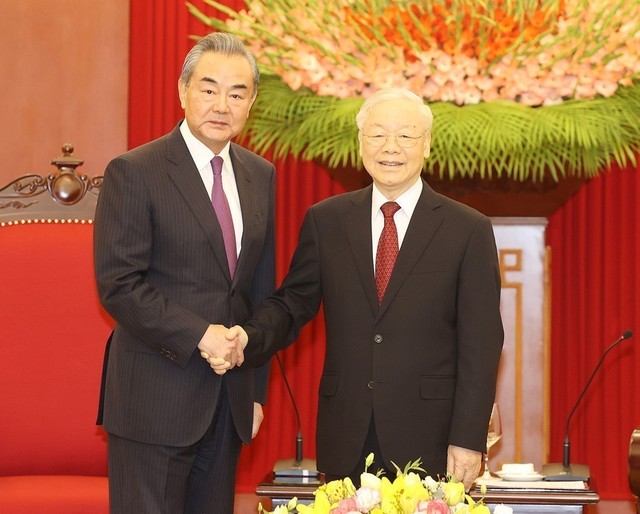 Tổng Bí thư Nguyễn Phú Trọng tiếp Bộ trưởng Bộ Ngoại giao Trung Quốc Vương Nghị - Ảnh 1.