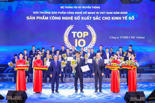 CMC Cloud giành giải Bạc sản phẩm Make in Viet Nam 2023 xuất sắc cho Kinh tế số - Ảnh 4.