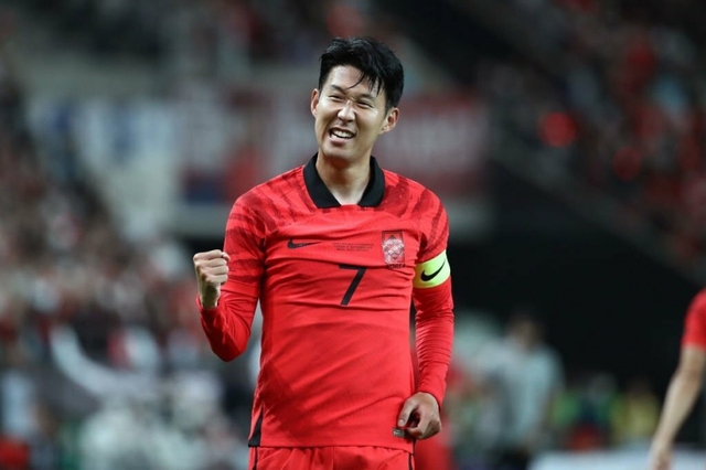 Son Heung Min có thể nghỉ thi đấu 6 trận, Tottenham lo sốt vó - Ảnh 2.