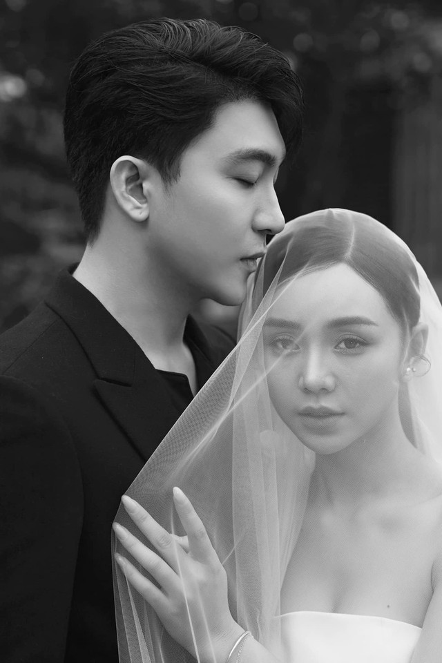 Ảnh cưới cực lãng mạn của Quỳnh Kool - B Trần Chúng ta của 8 năm sau - Ảnh 1.