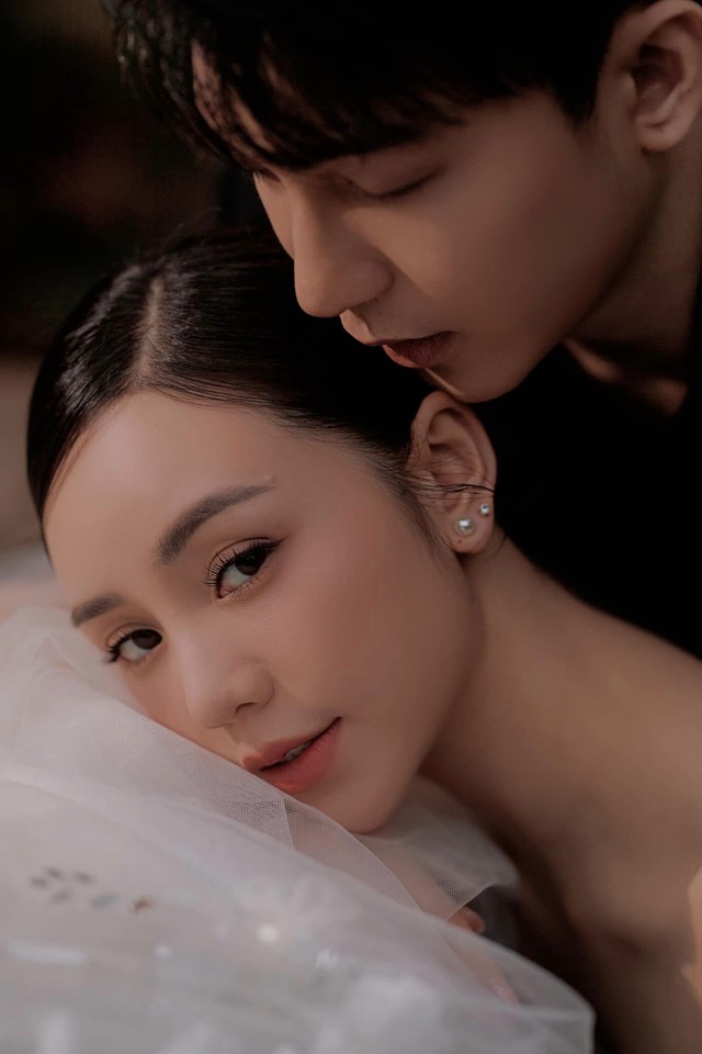 Ảnh cưới cực lãng mạn của Quỳnh Kool - B Trần Chúng ta của 8 năm sau - Ảnh 11.
