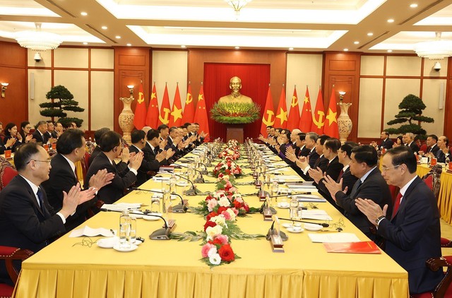 Việt Nam và Trung Quốc ký 36 văn bản thỏa thuận hợp tác - Ảnh 4.