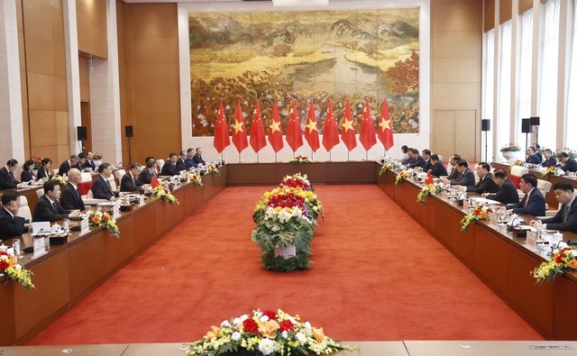 Chủ tịch Quốc hội Vương Đình Huệ hội kiến Tổng Bí thư, Chủ tịch nước Trung Quốc Tập Cận Bình - Ảnh 3.