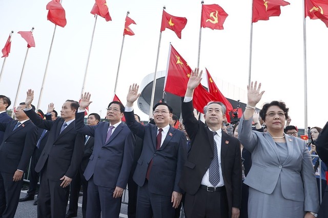 Tổng Bí thư Nguyễn Phú Trọng chia tay Tổng Bí thư, Chủ tịch nước Trung Quốc Tập Cận Bình - Ảnh 9.