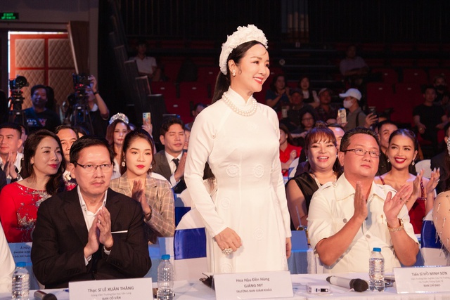 Hoa hậu Sinh viên Hòa bình Việt Nam 2024 - nơi nữ sinh hoàn thiện bản thân - Ảnh 1.
