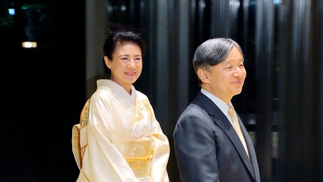 Thủ tướng Phạm Minh Chính cùng lãnh đạo các nước ASEAN hội kiến Nhà vua và Hoàng hậu Nhật Bản - Ảnh 2.