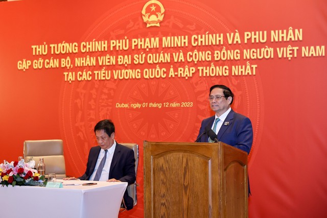 Thủ tướng Phạm Minh Chính gặp gỡ cộng đồng người Việt Nam tại UAE - Ảnh 2.