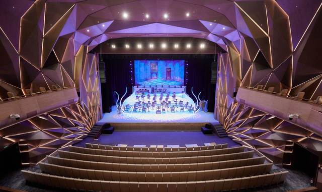 Nhà hát Hồ Gươm nằm trong Top 10 nhà hát opera tuyệt vời nhất thế giới - Ảnh 3.