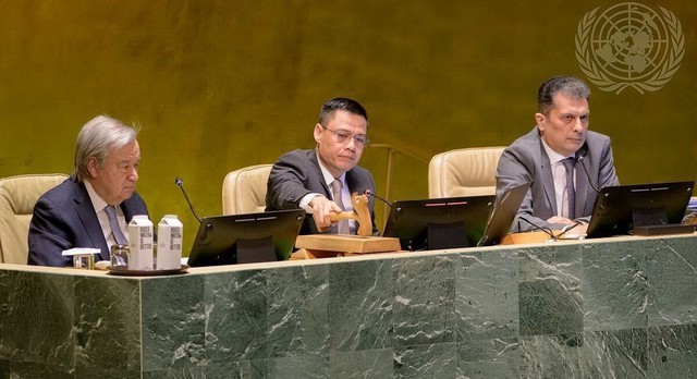 Việt Nam thúc đẩy Nghị quyết đề nghị Toà án Công lý Quốc tế cho ý kiến tư vấn về biến đổi khí hậu - Ảnh 1.