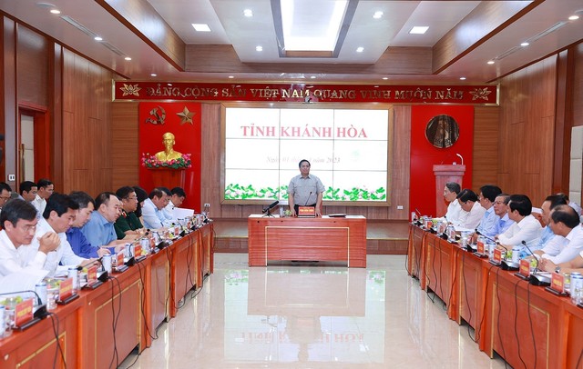 Thủ tướng Phạm Minh Chính: Khánh Hòa phải là cực tăng trưởng của vùng và cả nước - Ảnh 2.
