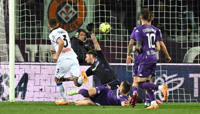 Atalanta chia điểm trên sân Fiorentina - Ảnh 1.