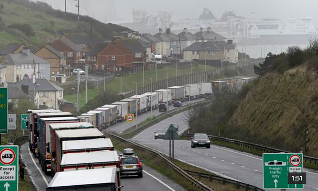 Tắc nghẽn giao thông nghiêm trọng tại Dover (Anh) - Ảnh 3.