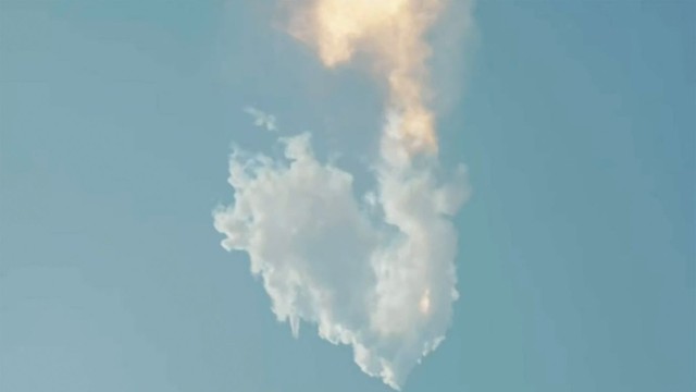 Tàu du lịch vũ trụ của SpaceX phát nổ trong lần phóng thử nghiệm đầu tiên - Ảnh 3.