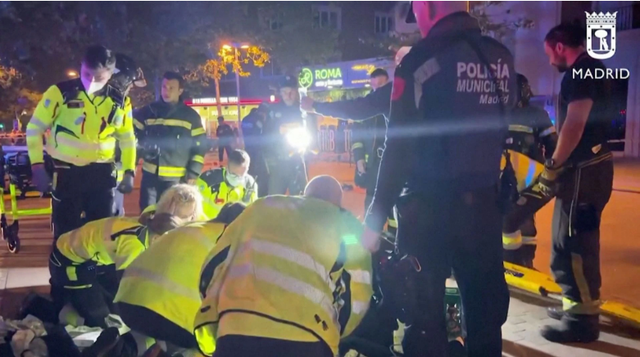 Cháy nhà hàng ở Madrid khiến 2 người thiệt mạng, 10 người bị thương - Ảnh 1.