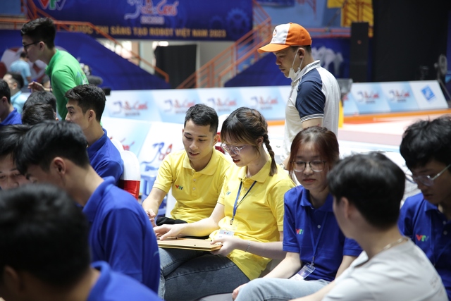 Sẵn sàng cho các trận đấu tại vòng loại 2 Robocon Việt Nam 2023 khu vực phía Bắc - Ảnh 9.
