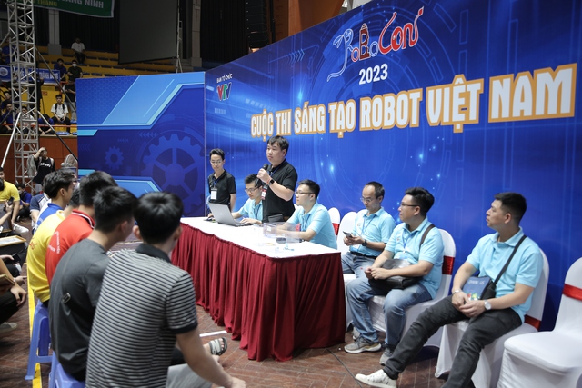 Sẵn sàng cho các trận đấu tại vòng loại 2 Robocon Việt Nam 2023 khu vực phía Bắc - Ảnh 14.