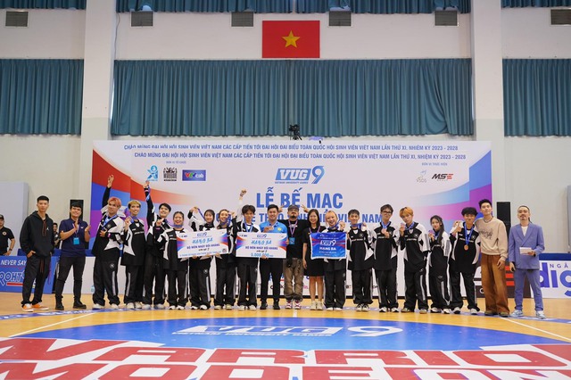 ĐHQG TP Hồ Chí Minh “đại thắng” tại vòng chung kết phía Nam Giải thể thao Sinh viên Việt Nam 2023 - Ảnh 2.