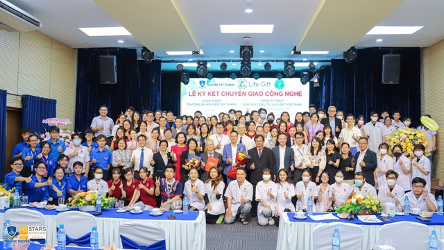 Gần 200 sinh viên tham dự Hội thảo khởi nghiệp đổi mới sáng tạo - Ảnh 6.