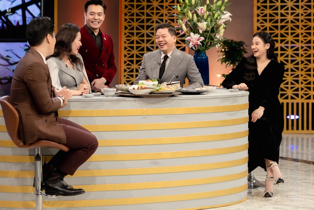 Vợ chồng NSƯT Đăng Dương - Kim Xuyến kể chuyện yêu trong Khách sạn 5 sao - Ảnh 2.