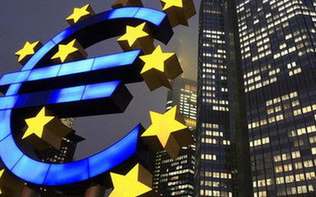 ECB đứng trước sức ép tiếp tục tăng lãi suất - Ảnh 1.