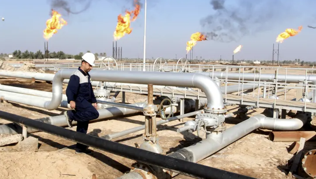 Mỹ có thể đáp trả việc OPEC+ giảm sản lượng dầu - Ảnh 1.