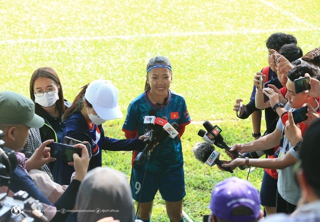 Huỳnh Như: ĐT nữ Việt Nam tự tin và sẽ quyết tâm bảo vệ HCV SEA Games  - Ảnh 2.