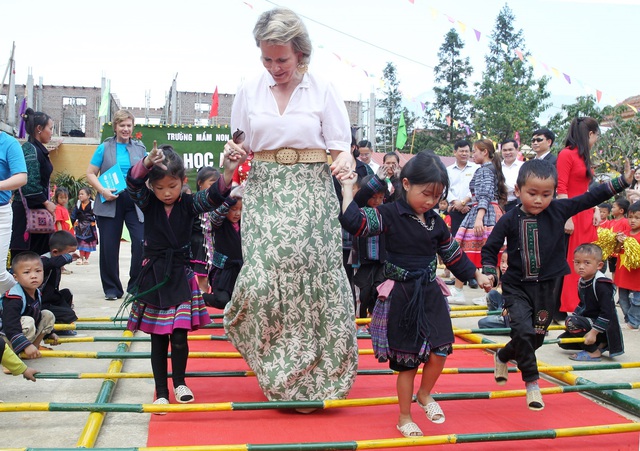 Hoàng hậu Vương quốc Bỉ ấn tượng tốt đẹp về công tác bảo vệ, chăm sóc trẻ em tại Việt Nam - Ảnh 2.