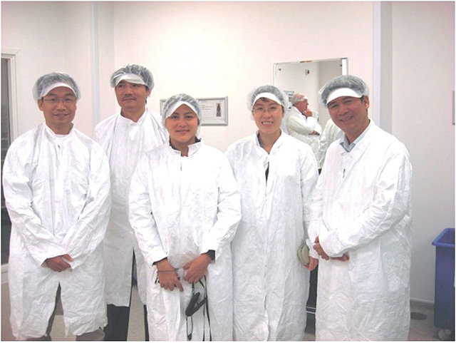 Công ty Dược phẩm Việt - Pháp 20 năm với sứ mệnh là trách nhiệm - Ảnh 1.