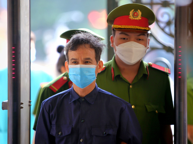 Trần Văn Bang lĩnh 8 năm tù vì tội tuyên truyền chống Nhà nước - Ảnh 1.