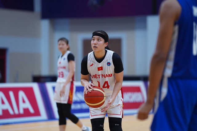 ĐT bóng rổ nữ Việt Nam nhận thất bại đáng tiếc trước ĐT Nữ Philippines - Ảnh 2.