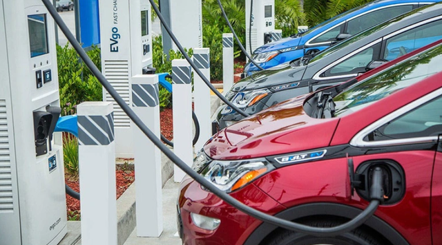 IEA: Doanh số bán xe điện toàn cầu dự kiến đạt mức cao kỷ lục - Ảnh 1.
