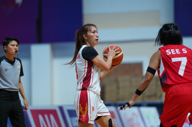 ĐT bóng rổ nữ Việt Nam khép lại hành trình tại SEA Games 32 - Ảnh 4.