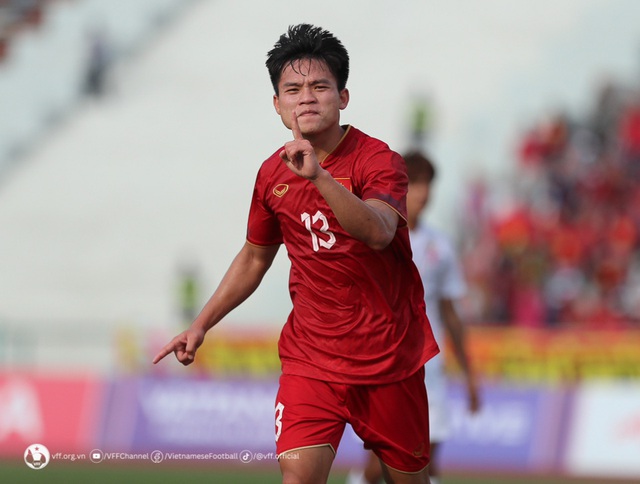 Thắng U22 Myanmar 3-1, ĐT U22 Việt Nam giành HCĐ bóng đá nam SEA Games 32 - Ảnh 3.