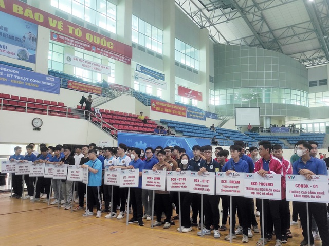 Sẵn sàng cho lễ khai mạc vòng chung kết Robocon Việt Nam 2023 - Ảnh 7.