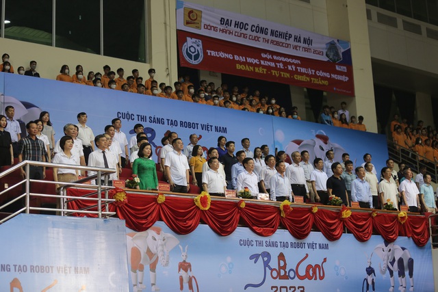 Toàn cảnh lễ khai mạc vòng chung kết Robocon Việt Nam 2023 - Ảnh 16.