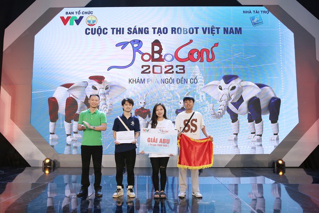 Sẵn sàng cho đêm chung kết Robocon Việt Nam 2023 - Ảnh 27.