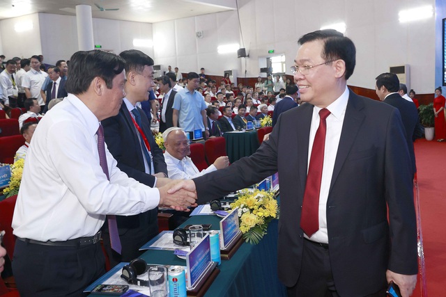 Chủ tịch Quốc hội dự Hội nghị công bố quy hoạch tỉnh và xúc tiến thương mại vào Hà Tĩnh - Ảnh 1.