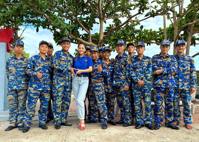 Diễn viên Việt tuần qua: Hồng Diễm diện áo tắm, Quỳnh Kool hoá nữ sinh trở lại trường xưa - Ảnh 26.