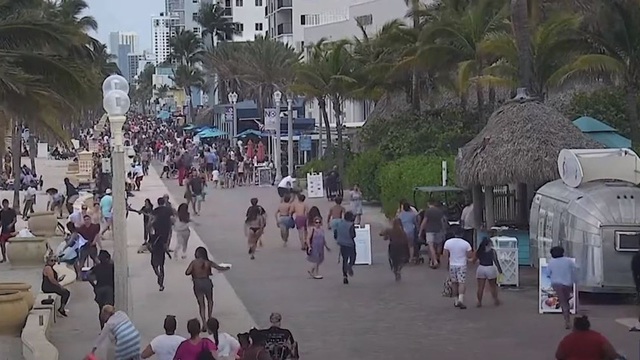 Nổ súng ở bãi biển Florida khiến 9 người bị thương - Ảnh 1.