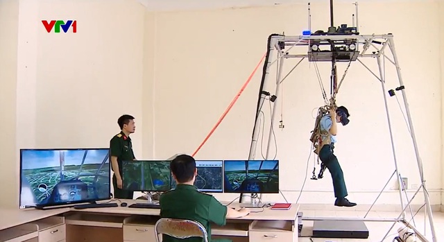 Ứng dụng công nghệ thực tế ảo trong huấn luyện nhảy dù - Ảnh 2.