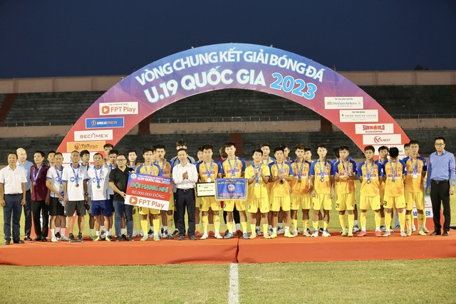Ngọc Mỹ tỏa sáng, Thanh Hóa vô địch U19 quốc gia 2023  - Ảnh 4.