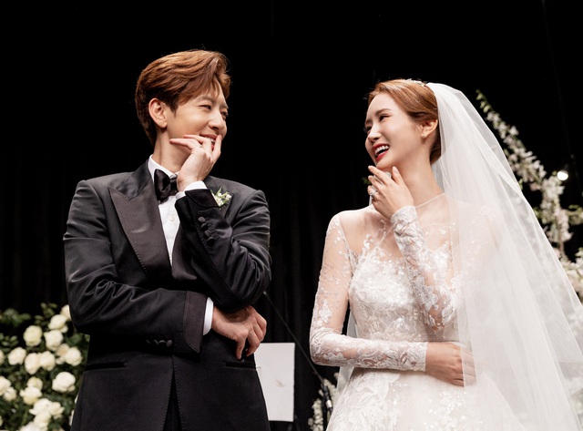 Se7en và Lee Da Hae tung ảnh cưới đẹp như cổ tích - Ảnh 4.
