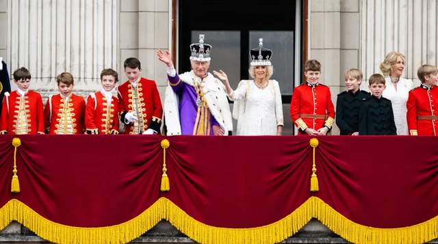 Vua Charles thất vọng vì các con của Hoàng tử Harry vắng mặt trong lễ đăng quang - Ảnh 1.