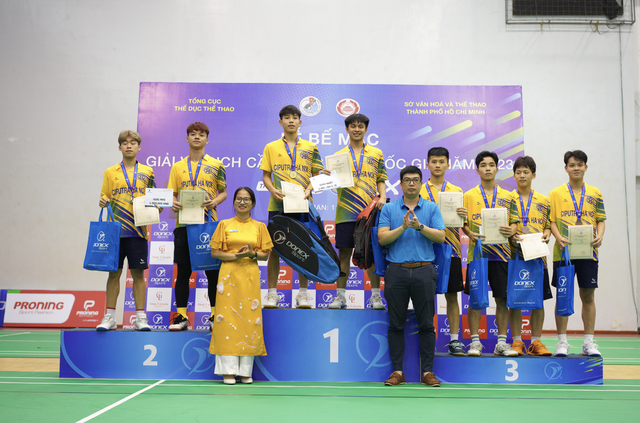 Bế mạc Giải vô địch Cầu lông trẻ quốc gia 2023  - Ảnh 5.