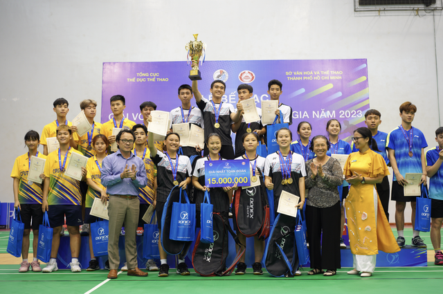 Bế mạc Giải vô địch Cầu lông trẻ quốc gia 2023  - Ảnh 2.